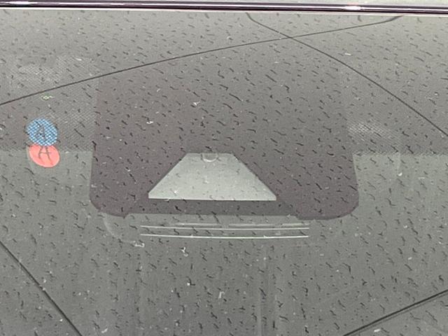 ヤリスクロス ハイブリッドZ 純正8インチDA 全周囲カメラ BSM ETC ハーフレザーシート 衝突軽減 前席シートヒーター LEDヘッド ステアリングヒーター 純正18インチアルミホイール(5枚目)