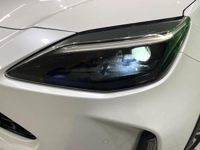 ヤリスクロス ハイブリッドZ 純正8インチDA 全周囲カメラ BSM ETC ハーフレザーシート 衝突軽減 前席シートヒーター LEDヘッド ステアリングヒーター 純正18インチアルミホイール(13枚目)