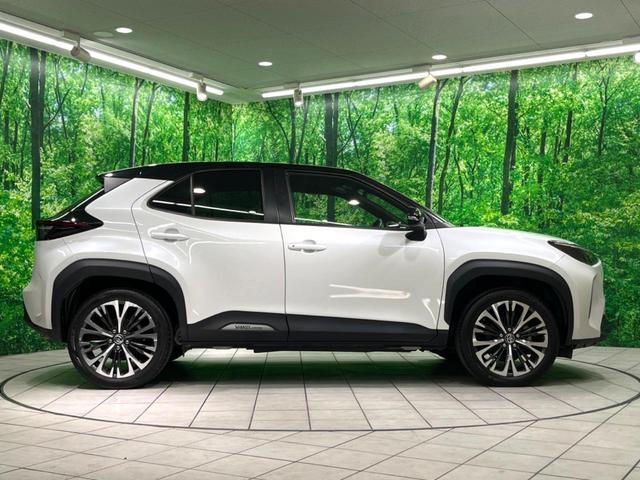 ヤリスクロス ハイブリッドZ 純正8インチDA 全周囲カメラ BSM ETC ハーフレザーシート 衝突軽減 前席シートヒーター LEDヘッド ステアリングヒーター 純正18インチアルミホイール(24枚目)