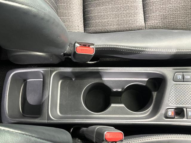 ヤリスクロス ハイブリッドZ 純正8インチDA 全周囲カメラ BSM ETC ハーフレザーシート 衝突軽減 前席シートヒーター LEDヘッド ステアリングヒーター 純正18インチアルミホイール(50枚目)