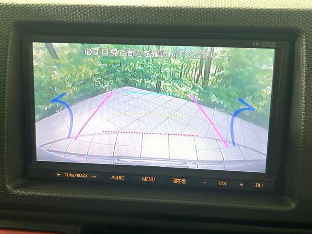 アルトワークス ベースグレード　純正ナビ　バックカメラ　レカロシート　衝突軽減　ＥＴＣ　ＨＩＤヘッド　ドラレコ　ハーフレザーシート　オートエアコン　オートライト　スマートキー　電動格納ミラー　純正１５インチアルミ　禁煙車（4枚目）