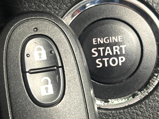 アルトワークス ベースグレード　純正ナビ　バックカメラ　レカロシート　衝突軽減　ＥＴＣ　ＨＩＤヘッド　ドラレコ　ハーフレザーシート　オートエアコン　オートライト　スマートキー　電動格納ミラー　純正１５インチアルミ　禁煙車（8枚目）