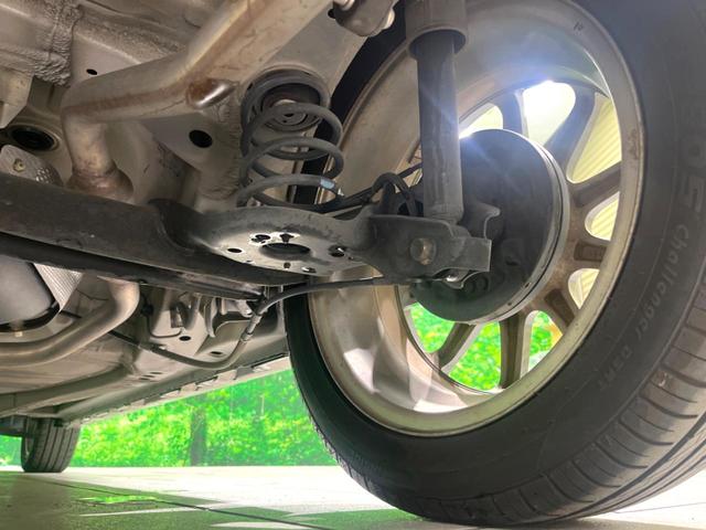 アルトワークス ベースグレード　純正ナビ　バックカメラ　レカロシート　衝突軽減　ＥＴＣ　ＨＩＤヘッド　ドラレコ　ハーフレザーシート　オートエアコン　オートライト　スマートキー　電動格納ミラー　純正１５インチアルミ　禁煙車（26枚目）