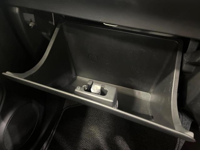 アルトワークス ベースグレード　純正ナビ　バックカメラ　レカロシート　衝突軽減　ＥＴＣ　ＨＩＤヘッド　ドラレコ　ハーフレザーシート　オートエアコン　オートライト　スマートキー　電動格納ミラー　純正１５インチアルミ　禁煙車（37枚目）