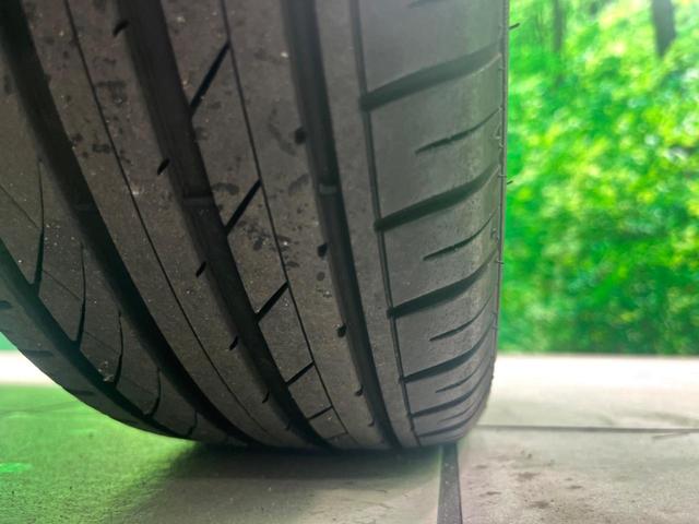 アルトワークス ベースグレード　純正ナビ　バックカメラ　レカロシート　衝突軽減　ＥＴＣ　ＨＩＤヘッド　ドラレコ　ハーフレザーシート　オートエアコン　オートライト　スマートキー　電動格納ミラー　純正１５インチアルミ　禁煙車（51枚目）