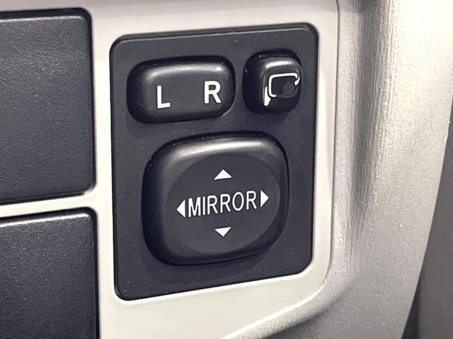 プリウス S 後期 純正ナビ バックカメラ 禁煙車 スマートキー LEDヘッド オートライト オートエアコン Bluetooth CD DVD再生 地デジ(7枚目)