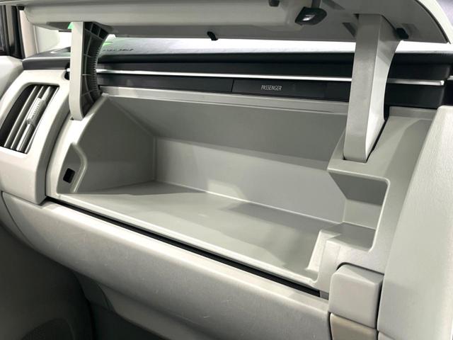 プリウス S 後期 純正ナビ バックカメラ 禁煙車 スマートキー LEDヘッド オートライト オートエアコン Bluetooth CD DVD再生 地デジ(34枚目)