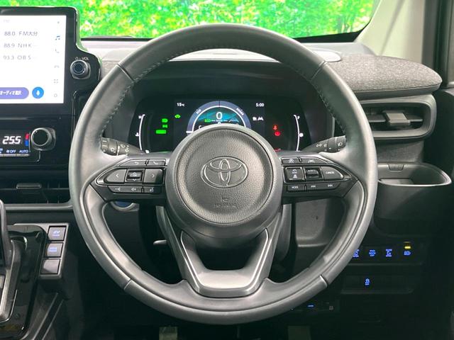 シエンタ ハイブリッドＺ　７人　モデリスタエアロ　純正１０インチナビ　後席モニター　両側電動　全周囲カメラ　フルセグ　ＥＴＣ２．０　レーダークルーズ　衝突軽減　ＬＥＤヘッド　シートヒーター　レーンアシスト　コーナーセンサー（8枚目）