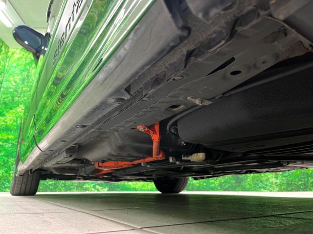 シエンタ ハイブリッドＺ　７人　モデリスタエアロ　純正１０インチナビ　後席モニター　両側電動　全周囲カメラ　フルセグ　ＥＴＣ２．０　レーダークルーズ　衝突軽減　ＬＥＤヘッド　シートヒーター　レーンアシスト　コーナーセンサー（28枚目）