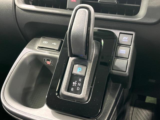 シエンタ ハイブリッドＺ　７人　モデリスタエアロ　純正１０インチナビ　後席モニター　両側電動　全周囲カメラ　フルセグ　ＥＴＣ２．０　レーダークルーズ　衝突軽減　ＬＥＤヘッド　シートヒーター　レーンアシスト　コーナーセンサー（42枚目）