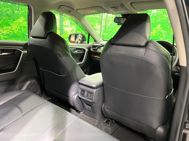 ＲＡＶ４ アドベンチャー　４ＷＤ　純正８インチＤＡ　バックカメラ　衝突軽減　ＥＴＣ　ドラレコ　レーダークルーズ　パワーバックドア　パワーシート　ＬＥＤヘッド　Ｂｌｕｅｔｏｏｔｈ　スマートキー（33枚目）