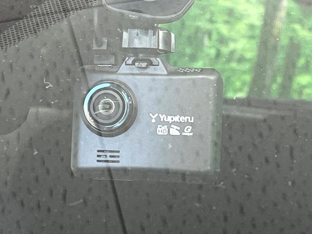 ノート ｅ－パワー　Ｘ　純正ナビ　全周囲カメラ　衝突軽減　レーダークルーズ　デジタルインナーミラー　ＬＥＤヘッド　フルセグ　ドラレコ　ＥＴＣ　Ｂｌｕｅｔｏｏｔｈ　オートエアコン　スマートキー　電動格納（8枚目）