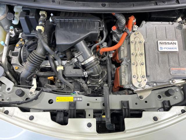 ノート ｅ－パワー　Ｘ　純正ナビ　全周囲カメラ　衝突軽減　レーダークルーズ　デジタルインナーミラー　ＬＥＤヘッド　フルセグ　ドラレコ　ＥＴＣ　Ｂｌｕｅｔｏｏｔｈ　オートエアコン　スマートキー　電動格納（19枚目）