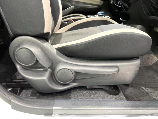 ノート ｅ－パワー　Ｘ　純正ナビ　全周囲カメラ　衝突軽減　レーダークルーズ　デジタルインナーミラー　ＬＥＤヘッド　フルセグ　ドラレコ　ＥＴＣ　Ｂｌｕｅｔｏｏｔｈ　オートエアコン　スマートキー　電動格納（63枚目）