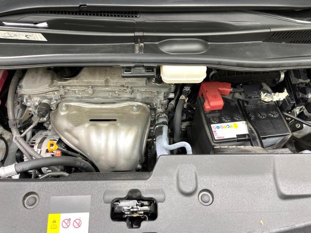 アルファード ２．５Ｓ　Ｃパッケージ　サンルーフ　３眼ＬＥＤ　純正９インチＤＡ　後席モニター　衝突軽減　デジタルインナーミラー　バックカメラ　ＢＳＭ　両側電動　レーダークルーズ　ステアリングヒーター　パワーバックドア　レザーシート（19枚目）