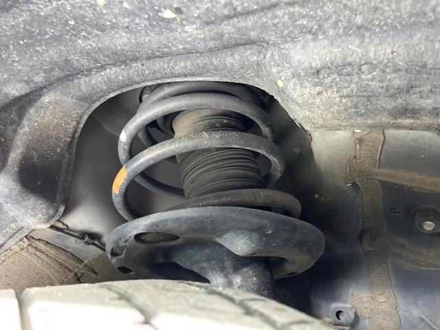 アルファード ２．５Ｓ　Ｃパッケージ　サンルーフ　３眼ＬＥＤ　純正９インチＤＡ　後席モニター　衝突軽減　デジタルインナーミラー　バックカメラ　ＢＳＭ　両側電動　レーダークルーズ　ステアリングヒーター　パワーバックドア　レザーシート（20枚目）