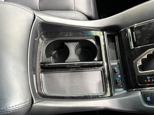 アルファード ２．５Ｓ　Ｃパッケージ　サンルーフ　３眼ＬＥＤ　純正９インチＤＡ　後席モニター　衝突軽減　デジタルインナーミラー　バックカメラ　ＢＳＭ　両側電動　レーダークルーズ　ステアリングヒーター　パワーバックドア　レザーシート（54枚目）