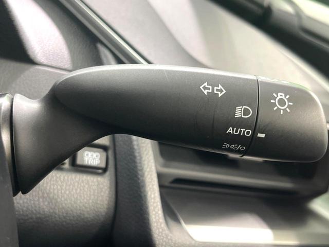 プリウス Ｘ　モデリスタエアロ　モデリスタ１９インチアルミホイール　純正８インチＤＡ　バックカメラ　ＢＳＭ　クリアランスソナー　衝突軽減　レーダークルーズ　ＡＣ１００Ｖ　ＥＴＣ２．０　ドラレコ　スマートキー（44枚目）