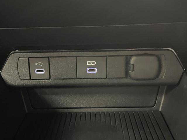 プリウス Ｘ　モデリスタエアロ　モデリスタ１９インチアルミホイール　純正８インチＤＡ　バックカメラ　ＢＳＭ　クリアランスソナー　衝突軽減　レーダークルーズ　ＡＣ１００Ｖ　ＥＴＣ２．０　ドラレコ　スマートキー（51枚目）