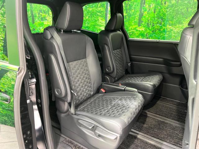 ヴォクシー S-Z 純正10インチナビ フルセグ 3眼LED バックカメラ 両側電動 ハーフレザーシート シートヒーター Bluetooth 衝突軽減 レーダークルーズ スマートキー(9枚目)