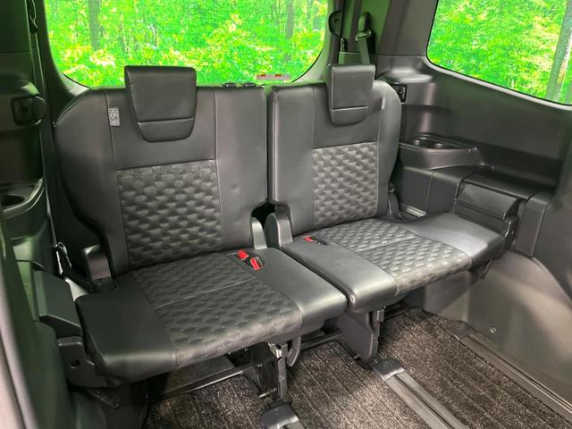 ヴォクシー S-Z 純正10インチナビ フルセグ 3眼LED バックカメラ 両側電動 ハーフレザーシート シートヒーター Bluetooth 衝突軽減 レーダークルーズ スマートキー(10枚目)