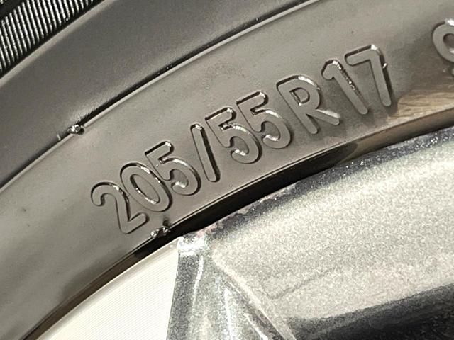 ヴォクシー S-Z 純正10インチナビ フルセグ 3眼LED バックカメラ 両側電動 ハーフレザーシート シートヒーター Bluetooth 衝突軽減 レーダークルーズ スマートキー(28枚目)