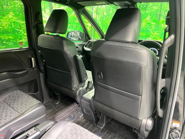 ヴォクシー S-Z 純正10インチナビ フルセグ 3眼LED バックカメラ 両側電動 ハーフレザーシート シートヒーター Bluetooth 衝突軽減 レーダークルーズ スマートキー(38枚目)