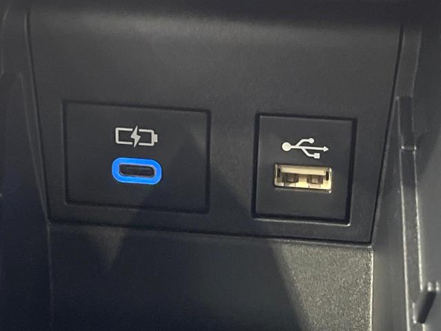 ヴォクシー S-Z 純正10インチナビ フルセグ 3眼LED バックカメラ 両側電動 ハーフレザーシート シートヒーター Bluetooth 衝突軽減 レーダークルーズ スマートキー(58枚目)