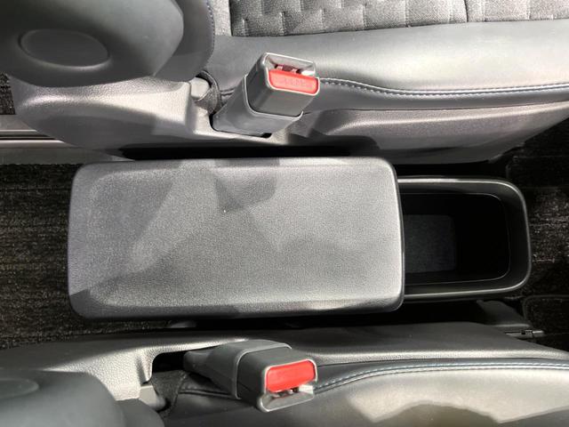 ヴォクシー S-Z 純正10インチナビ フルセグ 3眼LED バックカメラ 両側電動 ハーフレザーシート シートヒーター Bluetooth 衝突軽減 レーダークルーズ スマートキー(66枚目)