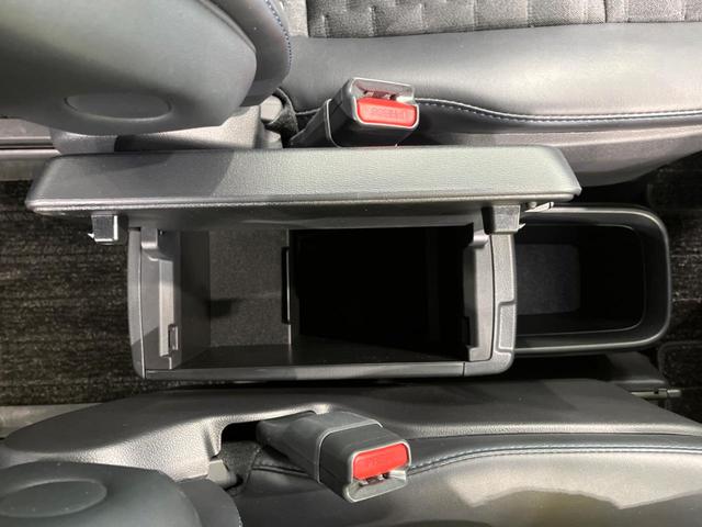 ヴォクシー S-Z 純正10インチナビ フルセグ 3眼LED バックカメラ 両側電動 ハーフレザーシート シートヒーター Bluetooth 衝突軽減 レーダークルーズ スマートキー(67枚目)