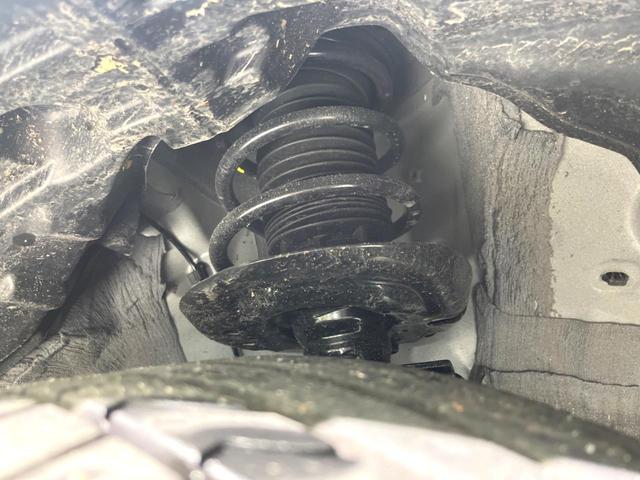 アクア GRスポーツ 純正10.5インチDA GR専用フロントキャリパー 全周囲カメラ BSM ハーフレザーシート 衝突軽減 レーダークルーズ LEDヘッド ETC ドラレコ 前席シートヒーター ステアリングヒーター(20枚目)