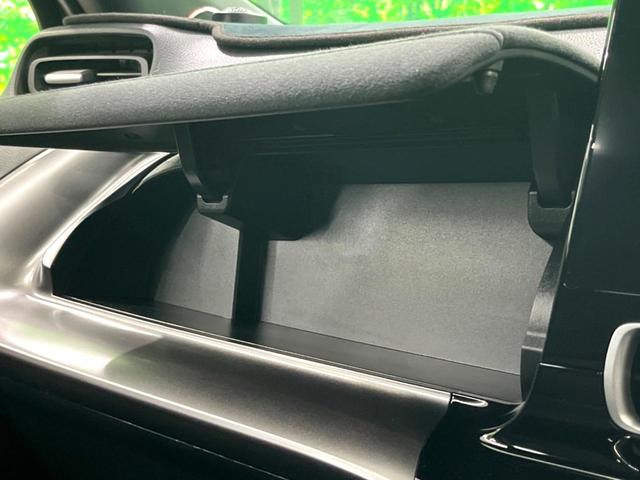 アクア GRスポーツ 純正10.5インチDA GR専用フロントキャリパー 全周囲カメラ BSM ハーフレザーシート 衝突軽減 レーダークルーズ LEDヘッド ETC ドラレコ 前席シートヒーター ステアリングヒーター(34枚目)