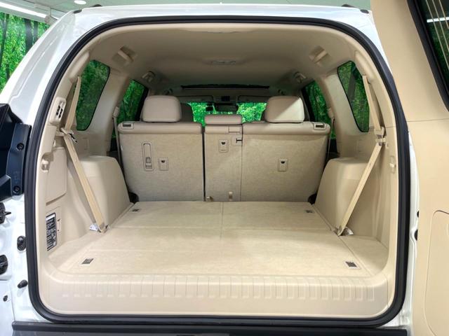 ランドクルーザープラド TX Lパッケージ マットブラックエディション ディーゼル サンルーフ メーカー9インチナビ 全周囲カメラ 7人 ベージュ革シート BSM ブラックルーフレール シートベンチレーション パワーシート レーダークルーズ ETC スマートキー(11枚目)