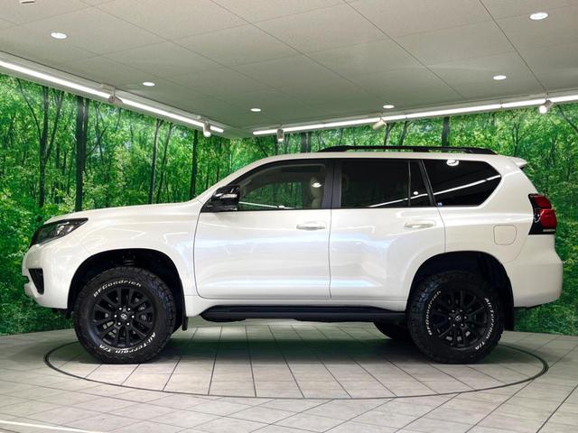 ランドクルーザープラド TX Lパッケージ マットブラックエディション ディーゼル サンルーフ メーカー9インチナビ 全周囲カメラ 7人 ベージュ革シート BSM ブラックルーフレール シートベンチレーション パワーシート レーダークルーズ ETC スマートキー(23枚目)