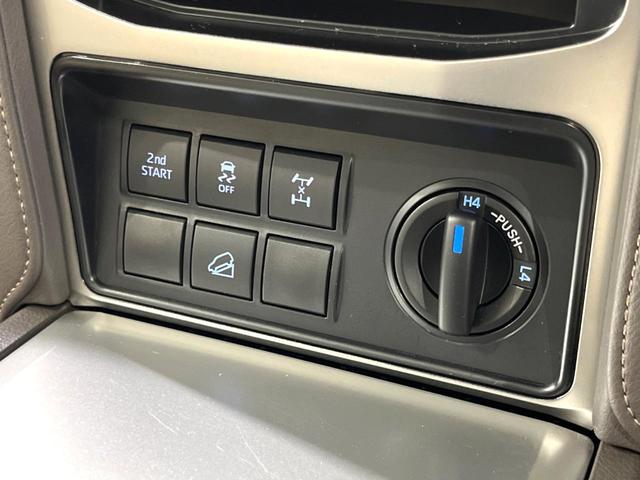 ランドクルーザープラド TX Lパッケージ マットブラックエディション ディーゼル サンルーフ メーカー9インチナビ 全周囲カメラ 7人 ベージュ革シート BSM ブラックルーフレール シートベンチレーション パワーシート レーダークルーズ ETC スマートキー(41枚目)