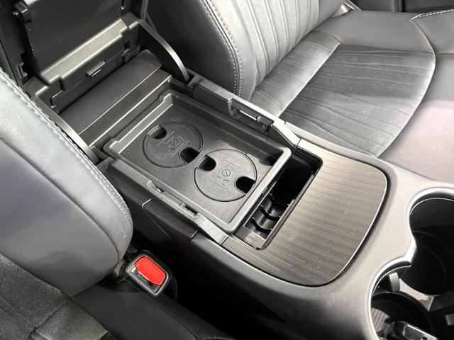 ハリアー G 純正12.3インチナビ バックカメラ デジタルインナーミラー ETC2.0 パワーバックドア 衝突軽減 レーダークルーズ 電子パーキング LEDヘッド スマートキー 純正18インチアルミホイール(45枚目)