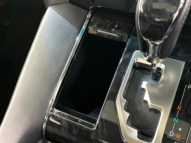 アルファード ２．５Ｓ　Ｃパッケージ　サンルーフ　両側電動ドア　バックカメラ　禁煙車　電動リアゲート　ハーフレザーシート　前席シートエアコン　パワーシート　コーナーセンサー　スマートキー　ＬＥＤヘッド　ビルトインＥＴＣ　クルコン（49枚目）