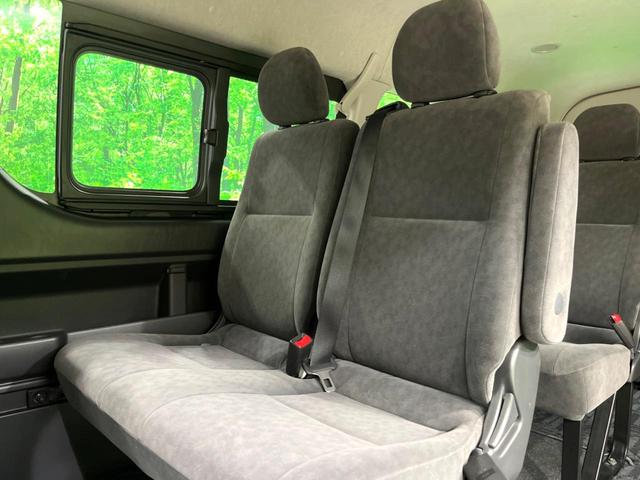 ハイエースワゴン ＧＬ　モデリスタエアロ　１０人　純正７インチナビ　後席モニター　　バックカメラ　電動スライド　ＥＴＣ　ＬＥＤヘッド　スマートキー　１５インチアルミホイール　オートエアコン（8枚目）