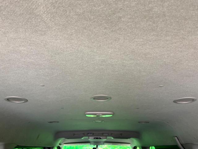 ハイエースワゴン ＧＬ　モデリスタエアロ　１０人　純正７インチナビ　後席モニター　　バックカメラ　電動スライド　ＥＴＣ　ＬＥＤヘッド　スマートキー　１５インチアルミホイール　オートエアコン（34枚目）