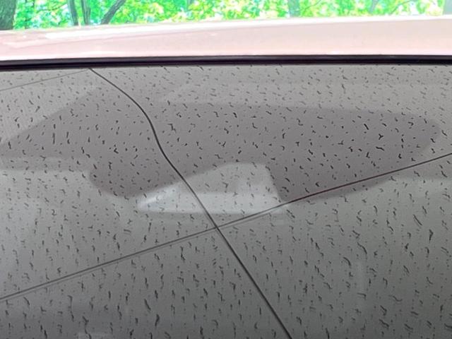 エクストレイル ２０Ｘ　エマージェンシーブレーキパッケージ　４ＷＤ　７人乗り　純正ナビ　後席モニター　バックカメラ　衝突軽減　レザー調シート　コーナーセンサー　スマートキー　ＬＥＤヘッド　ビルトインＥＴＣ　純正１７インチアルミ　オートライト（6枚目）