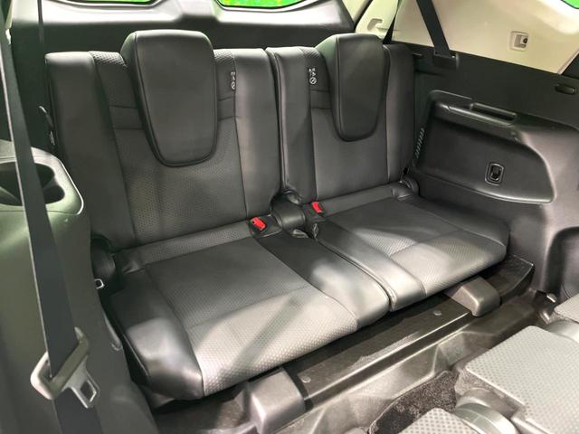 エクストレイル ２０Ｘ　エマージェンシーブレーキパッケージ　４ＷＤ　７人乗り　純正ナビ　後席モニター　バックカメラ　衝突軽減　レザー調シート　コーナーセンサー　スマートキー　ＬＥＤヘッド　ビルトインＥＴＣ　純正１７インチアルミ　オートライト（12枚目）