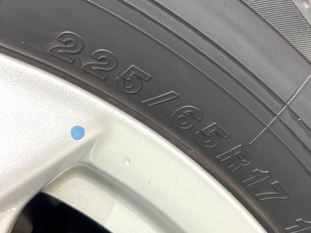 エクストレイル ２０Ｘ　エマージェンシーブレーキパッケージ　４ＷＤ　７人乗り　純正ナビ　後席モニター　バックカメラ　衝突軽減　レザー調シート　コーナーセンサー　スマートキー　ＬＥＤヘッド　ビルトインＥＴＣ　純正１７インチアルミ　オートライト（57枚目）