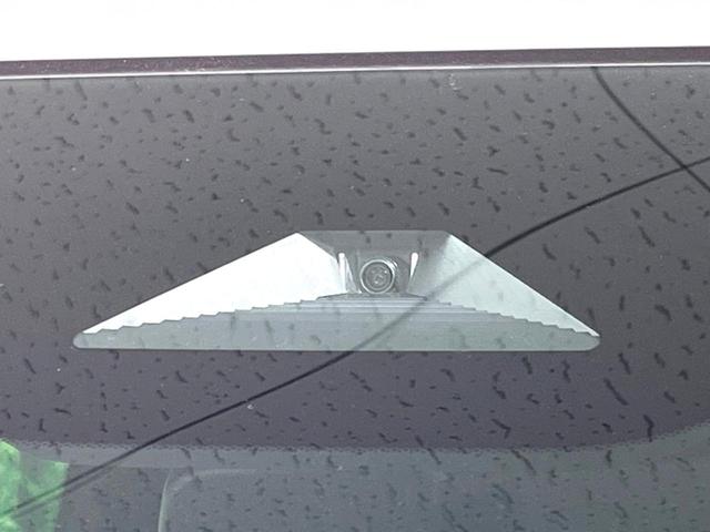 ステップワゴン ｅ：ＨＥＶスパーダ　登録済未使用車　両側電動ドア　ＢＳＭ　衝突軽減　電動リアゲート　シートヒーター　ハーフレザーシート　コーナーセンサー　スマートキー　ＬＥＤヘッド　純正１６インチアルミ　車線逸脱警報　オートライト（5枚目）