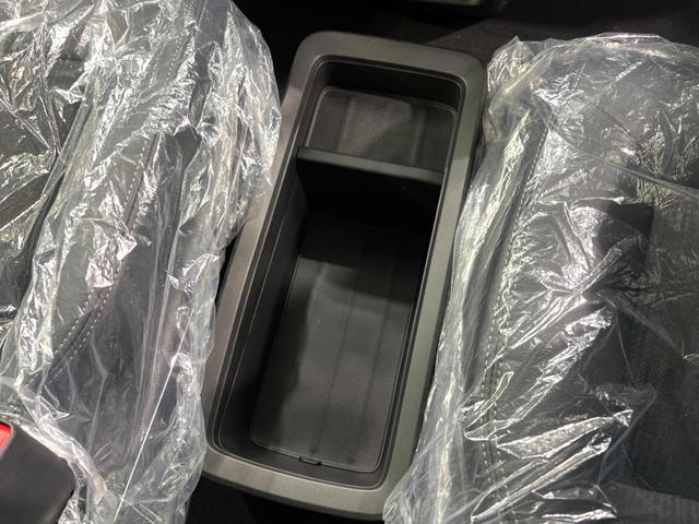 ステップワゴン ｅ：ＨＥＶスパーダ　登録済未使用車　両側電動ドア　ＢＳＭ　衝突軽減　電動リアゲート　シートヒーター　ハーフレザーシート　コーナーセンサー　スマートキー　ＬＥＤヘッド　純正１６インチアルミ　車線逸脱警報　オートライト（47枚目）