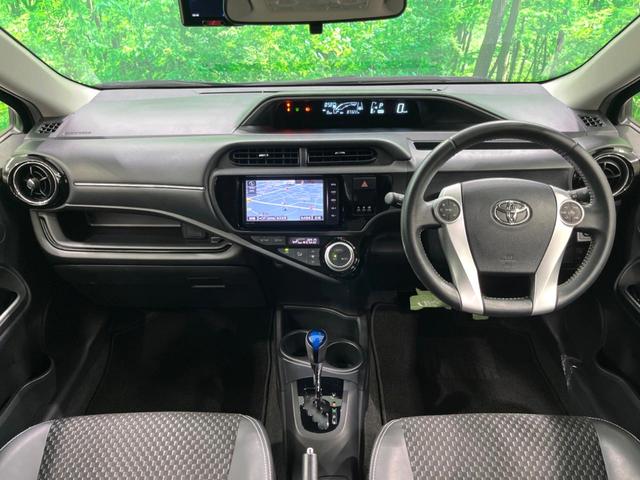 アクア Ｘ－アーバン　純正ナビ　バックカメラ　ＥＴＣ　ドラレコ　衝突軽減　ＬＥＤヘッド　フルセグ　Ｂｌｕｅｔｏｏｔｈ　シートヒーター　ハーフレザーシート　オートエアコン　スマートキー　電動格納ミラー（2枚目）