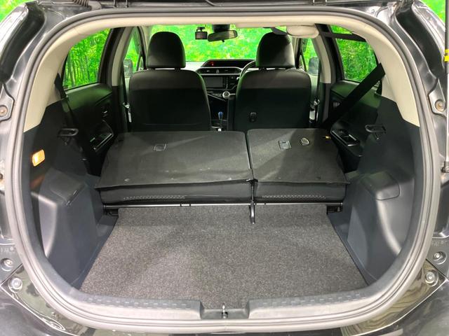 アクア Ｘ－アーバン　純正ナビ　バックカメラ　ＥＴＣ　ドラレコ　衝突軽減　ＬＥＤヘッド　フルセグ　Ｂｌｕｅｔｏｏｔｈ　シートヒーター　ハーフレザーシート　オートエアコン　スマートキー　電動格納ミラー（11枚目）