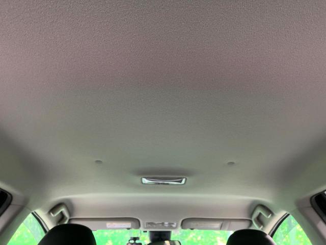 アクア Ｘ－アーバン　純正ナビ　バックカメラ　ＥＴＣ　ドラレコ　衝突軽減　ＬＥＤヘッド　フルセグ　Ｂｌｕｅｔｏｏｔｈ　シートヒーター　ハーフレザーシート　オートエアコン　スマートキー　電動格納ミラー（12枚目）