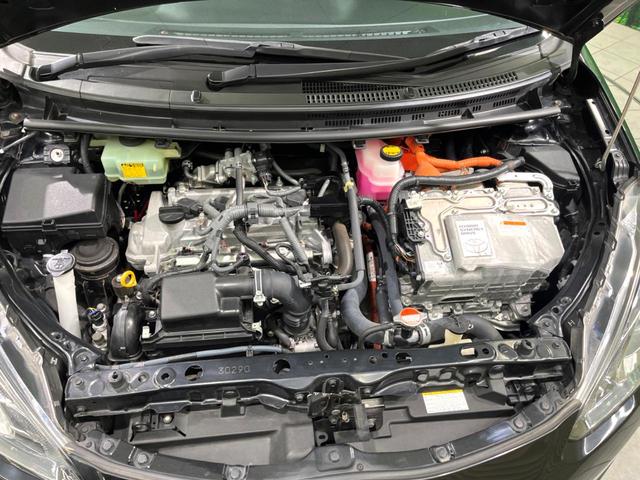 アクア Ｘ－アーバン　純正ナビ　バックカメラ　ＥＴＣ　ドラレコ　衝突軽減　ＬＥＤヘッド　フルセグ　Ｂｌｕｅｔｏｏｔｈ　シートヒーター　ハーフレザーシート　オートエアコン　スマートキー　電動格納ミラー（19枚目）