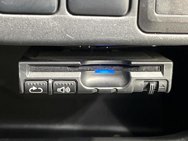 デイズ ハイウェイスター　Ｘ　純正ナビ　バックカメラ　フルセグ　ドラレコ　ＥＴＣ　ＨＩＤヘッド　オートエアコン　スマートキー　アイドリングストップ　純正１４インチアルミホイール　電動格納ミラー（6枚目）