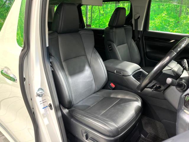 アルファードハイブリッド ＳＲ　Ｃパッケージ　ＴＲＤエアロ　サンルーフ　純正９インチＤＡ　バックカメラ　後席モニター　ナビキット　４ＷＤ　三眼ＬＥＤヘッド　ドラレコ　ＥＴＣ　両側電動　ベンチレーション　パワーシート　合皮レザー　パワーバックドア（9枚目）